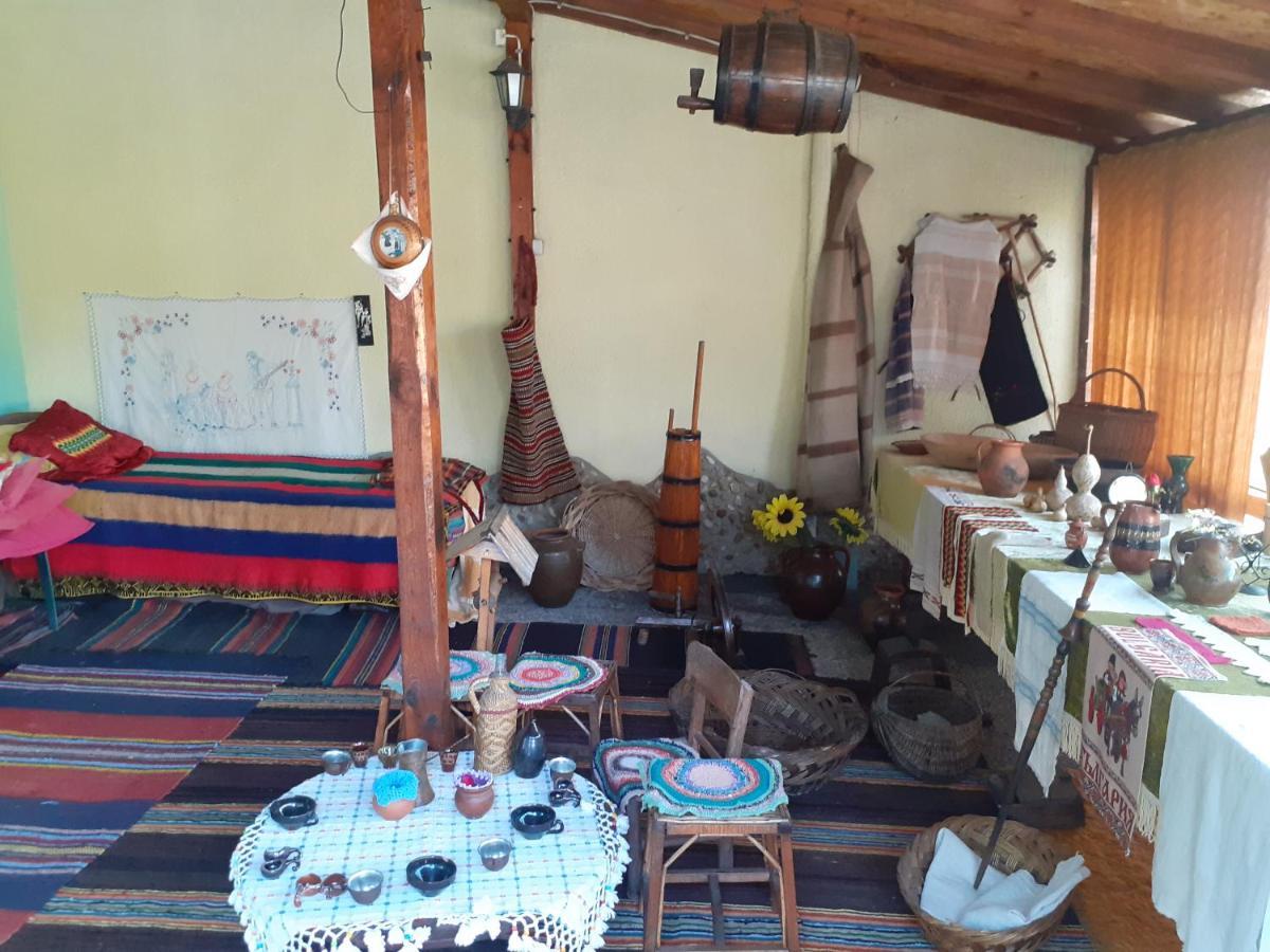 Guest House Edelvais Dve Mogili Экстерьер фото