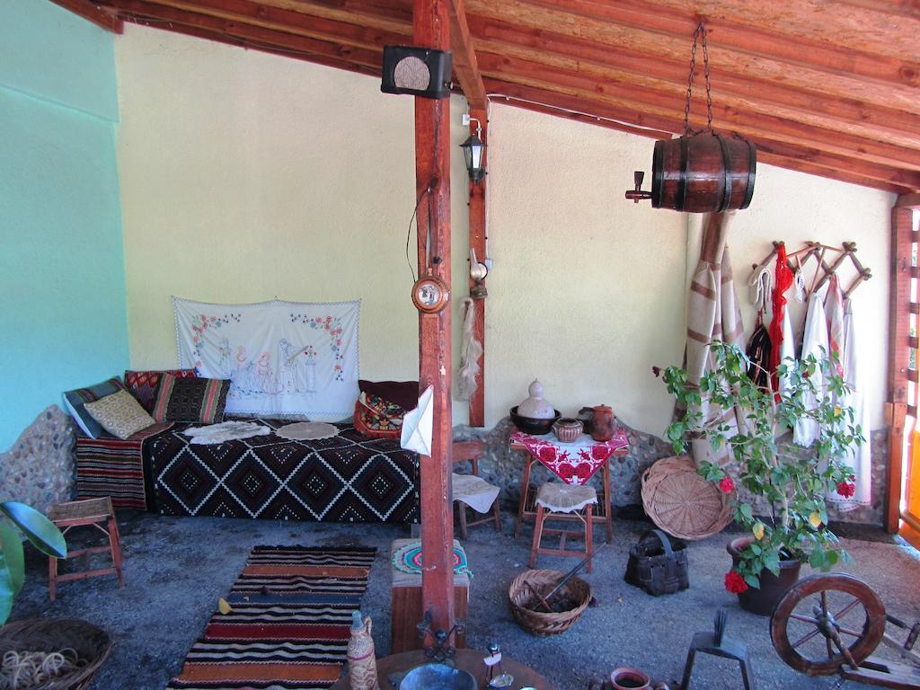 Guest House Edelvais Dve Mogili Экстерьер фото